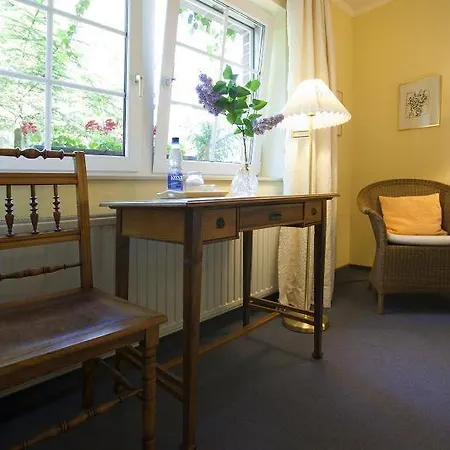 Kleine Am Park Garni מלון 3*