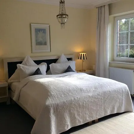 מלון Kleine Am Park Garni ביספינגן